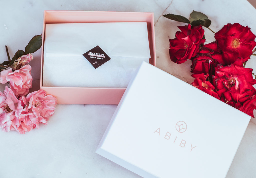 abiby-beauty-box-aprile-enchanting-land