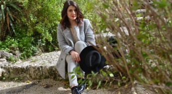 Outfit: Cappotto grigio e pois